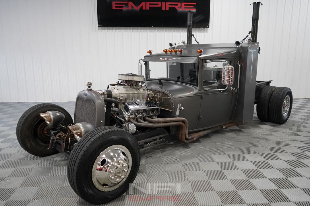 1928 FORD MODEL A CUSTOM SEMI