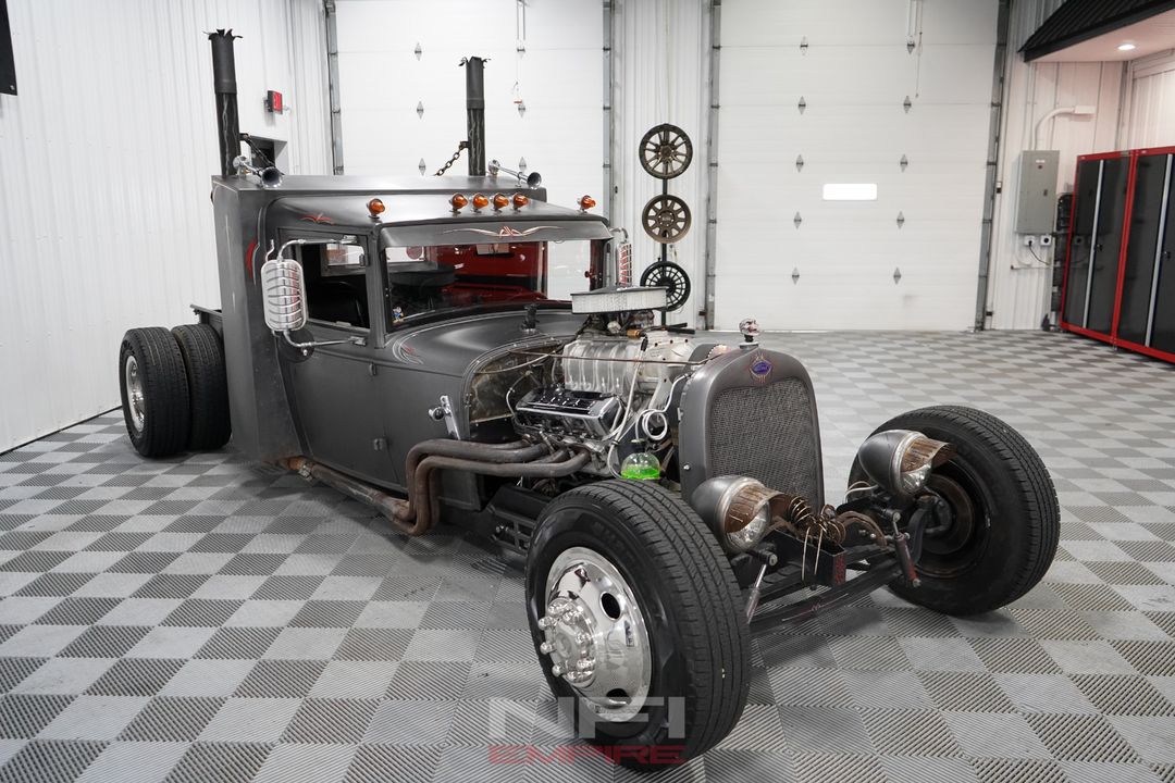 1928 FORD MODEL A CUSTOM SEMI