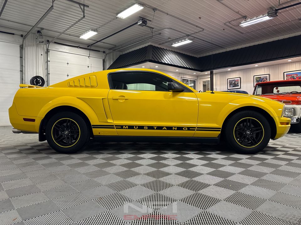 2005 Ford Mustang