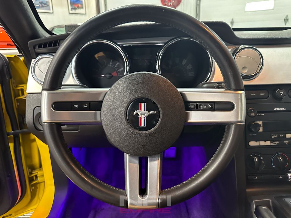 2005 Ford Mustang