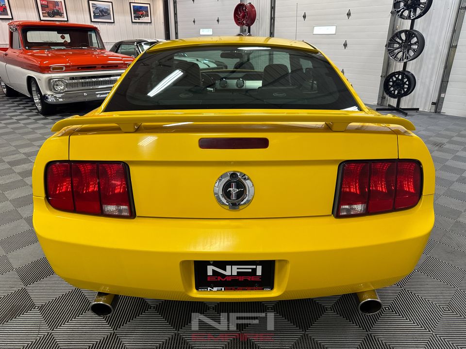 2005 Ford Mustang