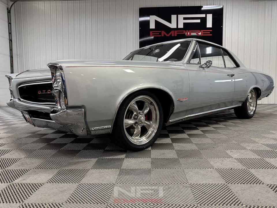 1966 PONTIAC GTO