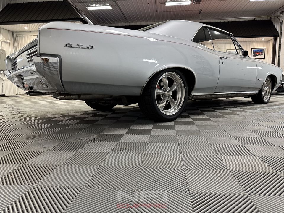 1966 PONTIAC GTO