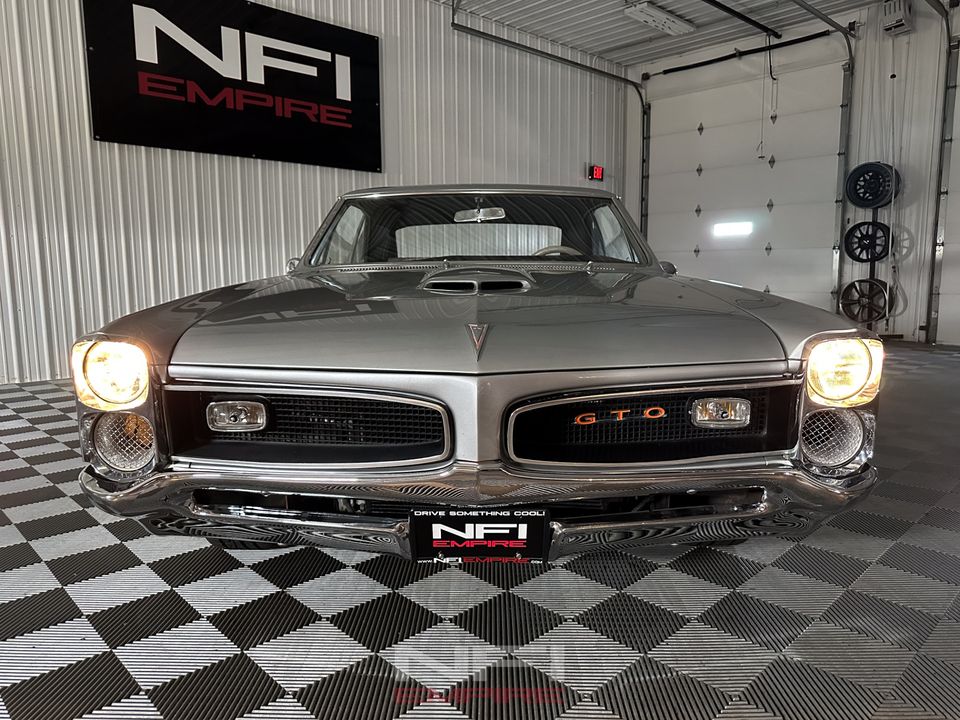 1966 PONTIAC GTO