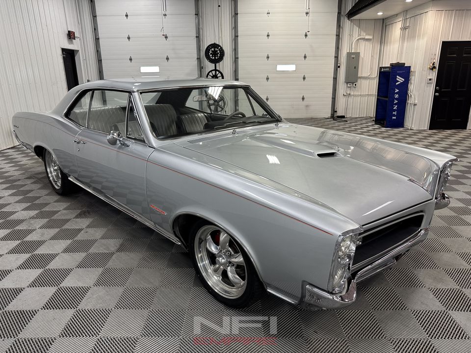 1966 PONTIAC GTO