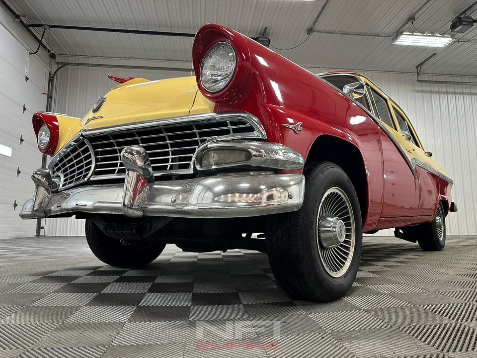 1956 Ford Fairlane