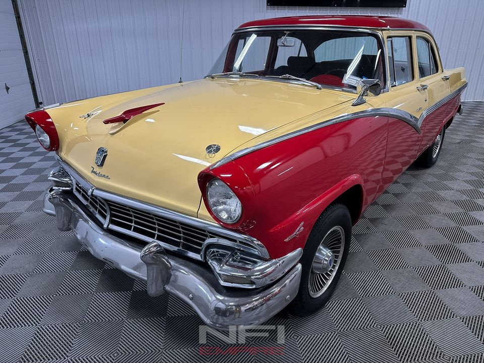 1956 Ford Fairlane