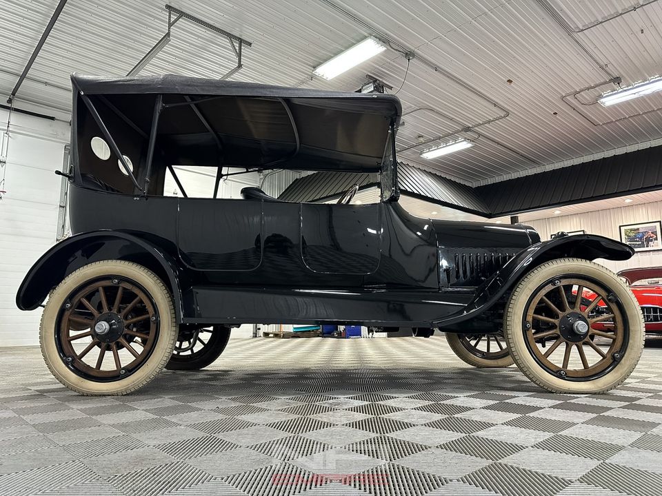 1916 Buick D-Series