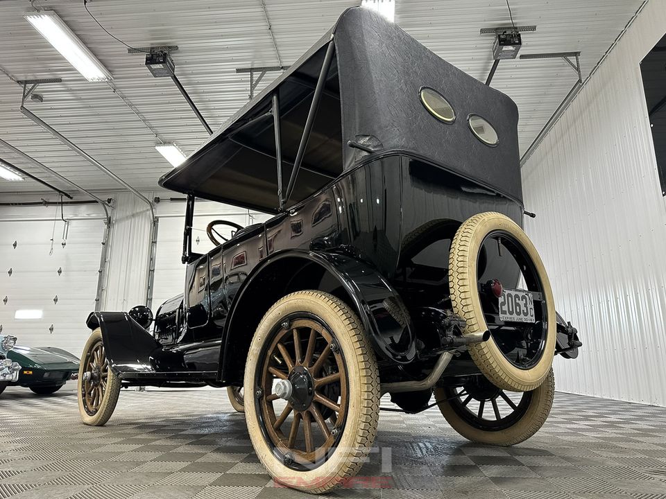 1916 Buick D-Series