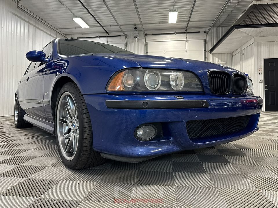 2002 BMW M5