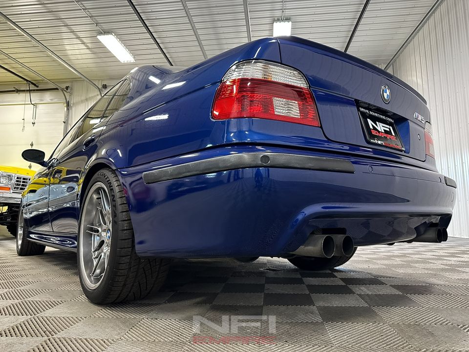 2002 BMW M5