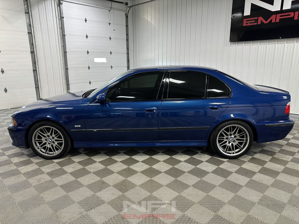 2002 BMW M5
