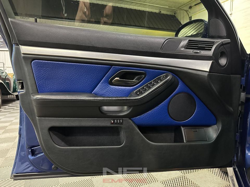 2002 BMW M5