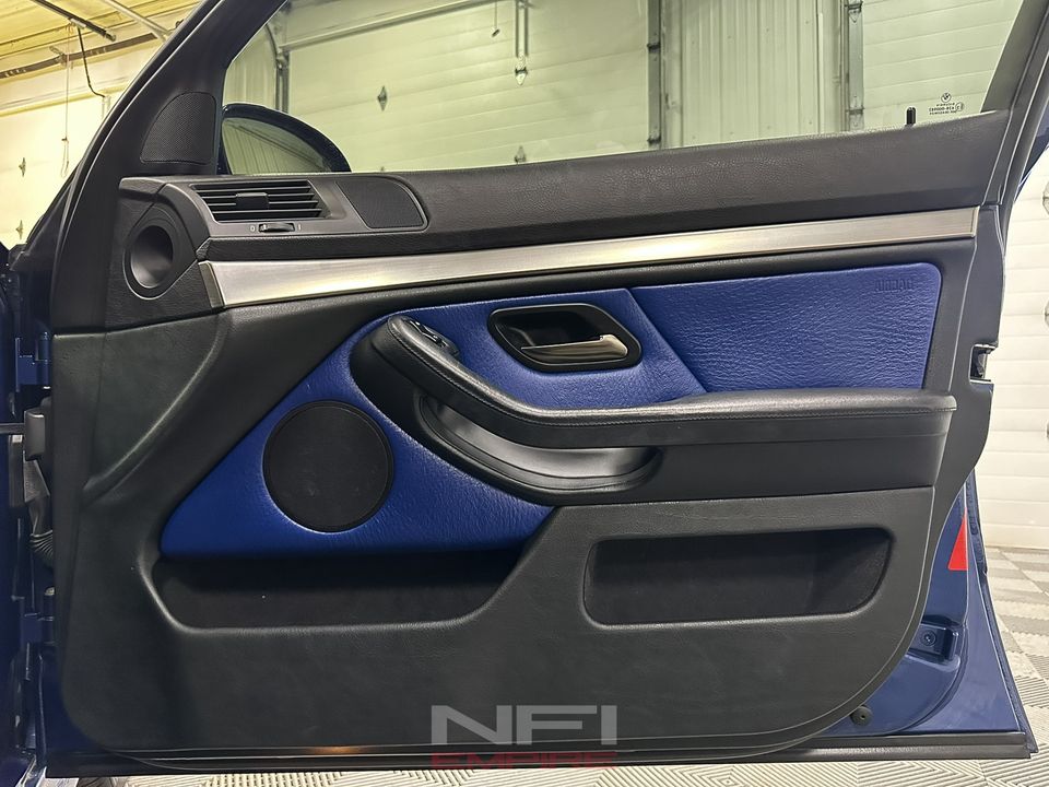 2002 BMW M5