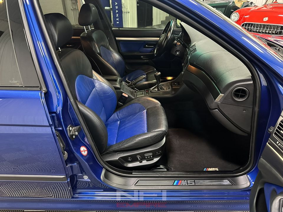2002 BMW M5