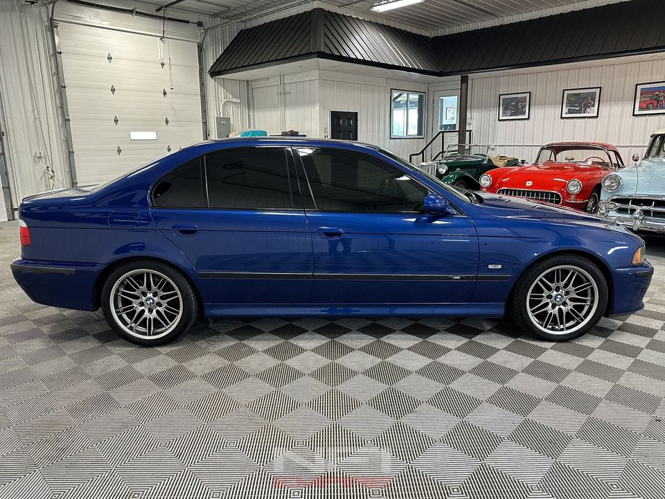 2002 BMW M5
