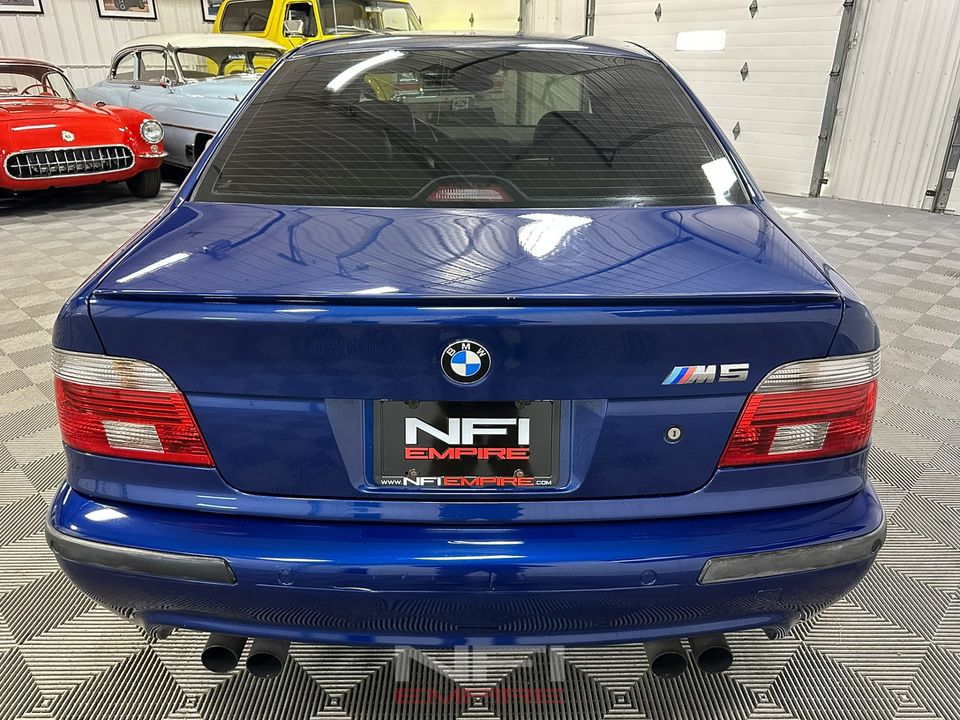 2002 BMW M5