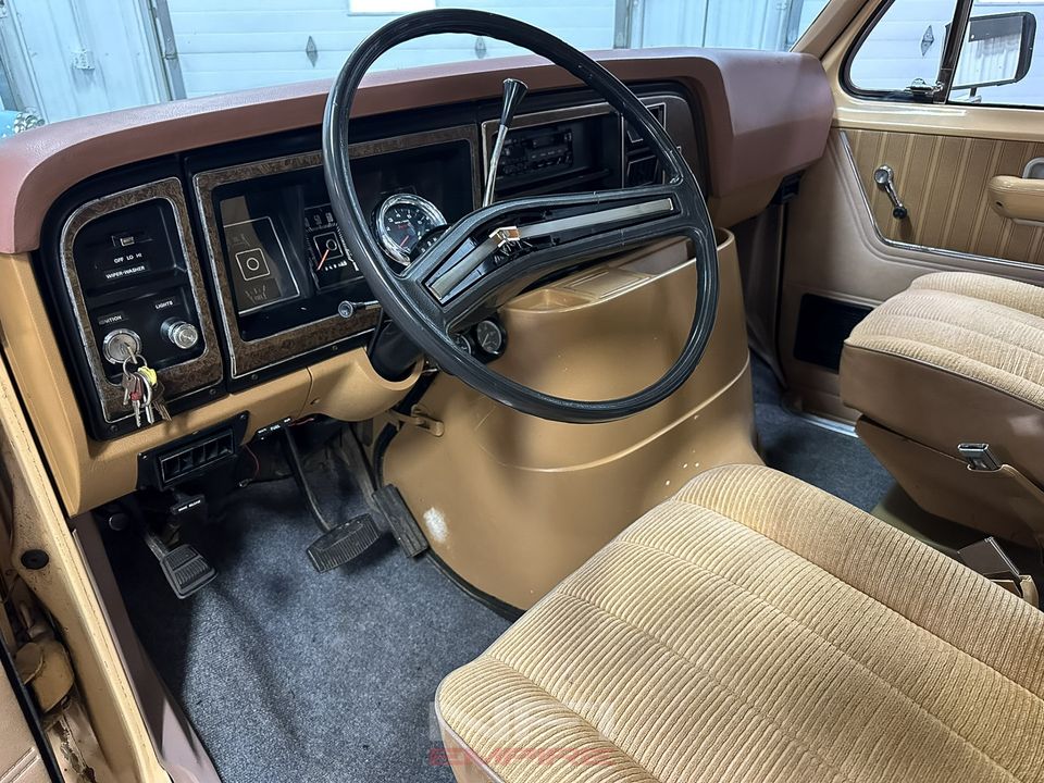 1977 Ford E150 Econoline