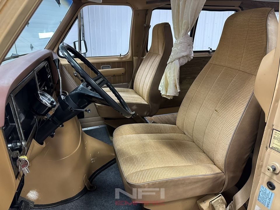 1977 Ford E150 Econoline