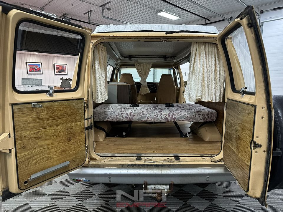 1977 Ford E150 Econoline