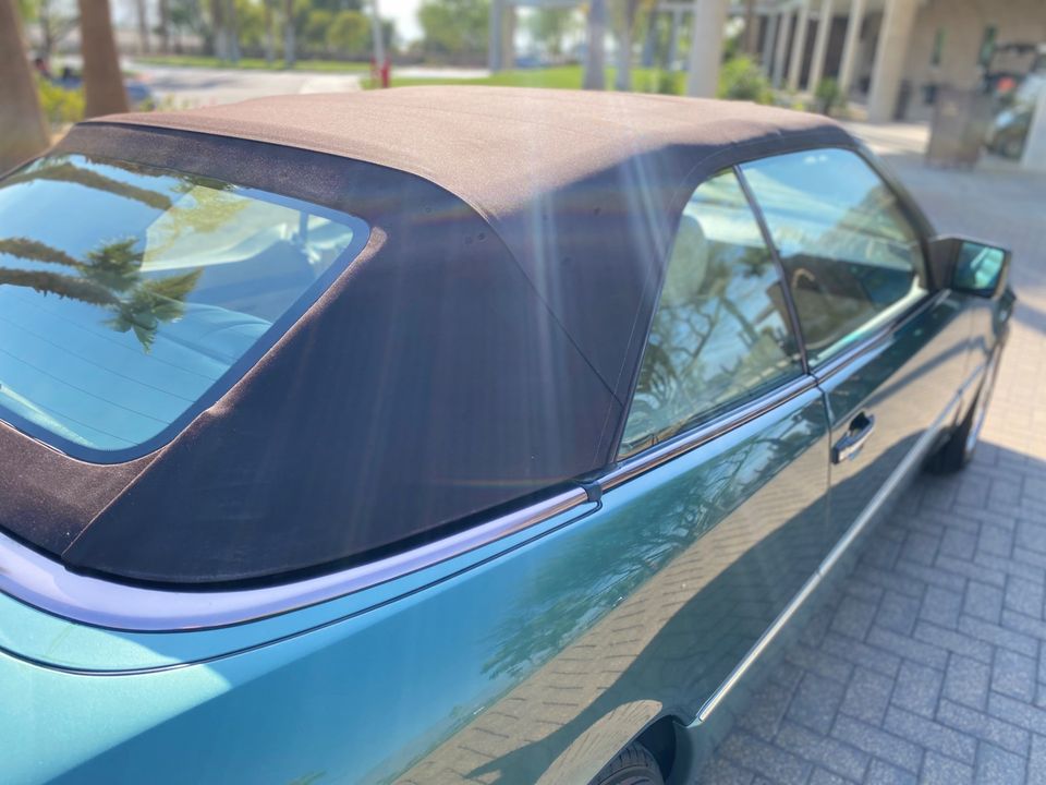 1994 Mercedes-Benz E320