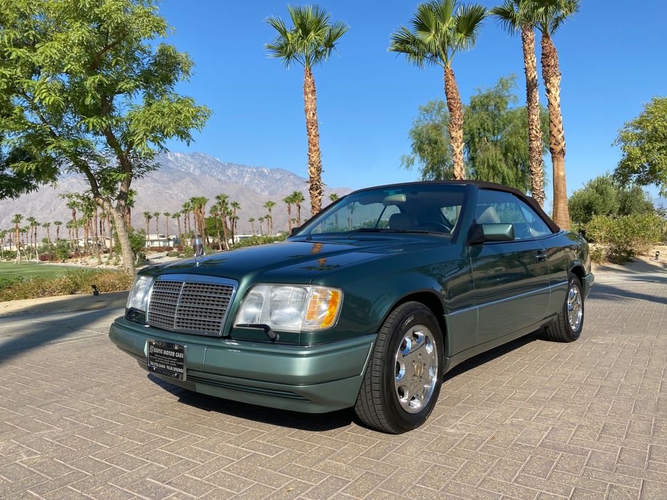 1994 Mercedes-Benz E320