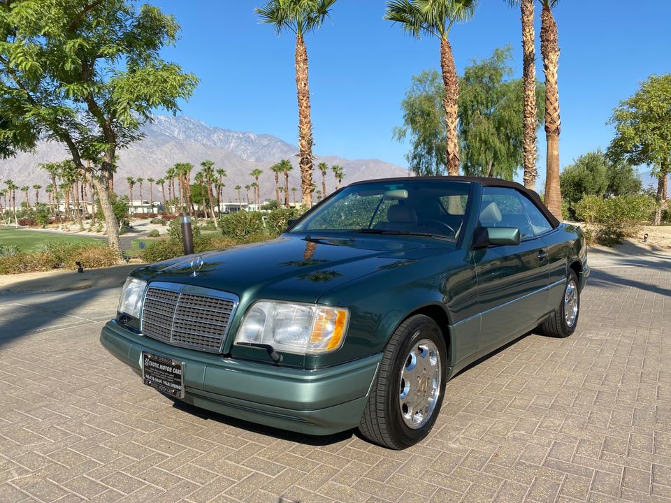 1994 Mercedes-Benz E320