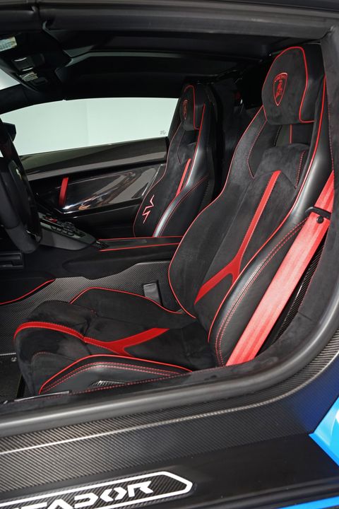 2017 Lamborghini Aventador