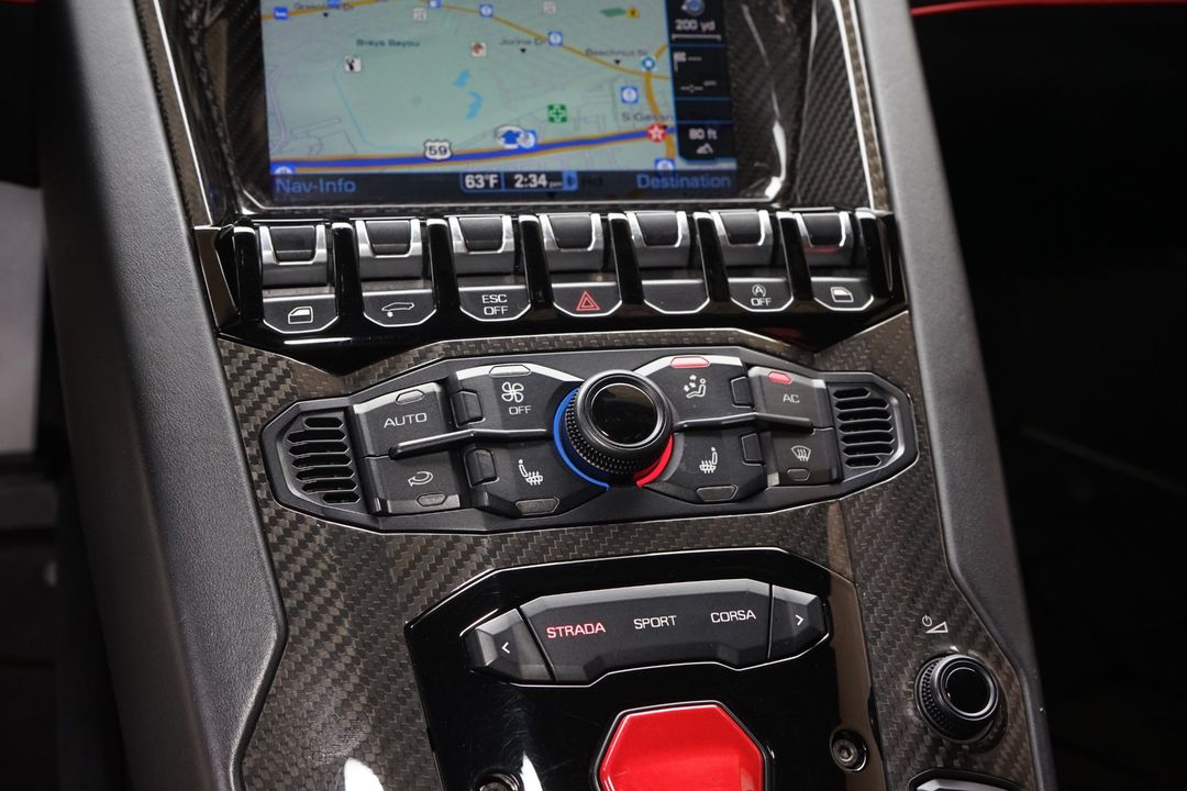 2017 Lamborghini Aventador
