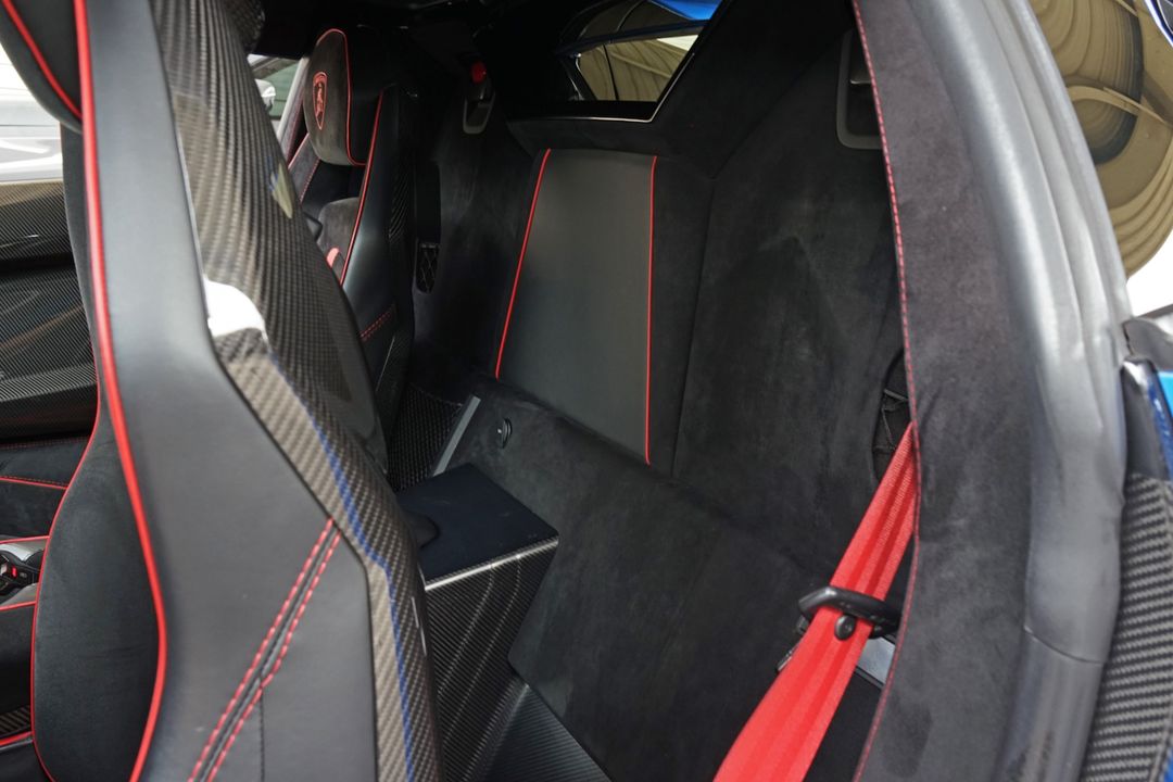 2017 Lamborghini Aventador
