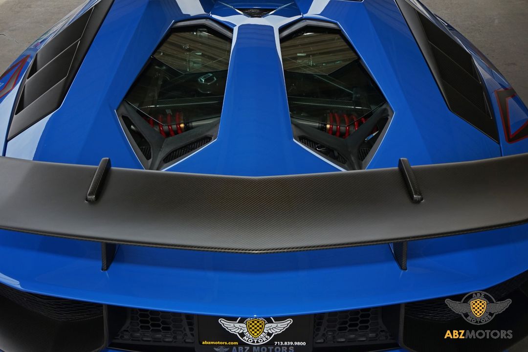 2017 Lamborghini Aventador