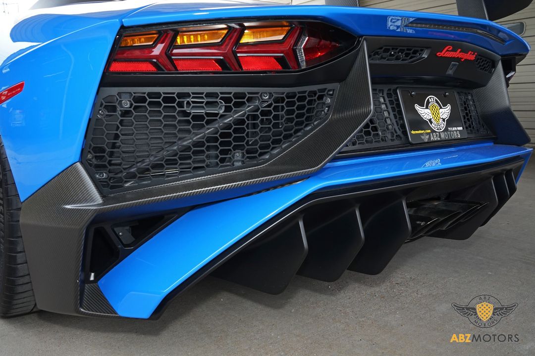 2017 Lamborghini Aventador