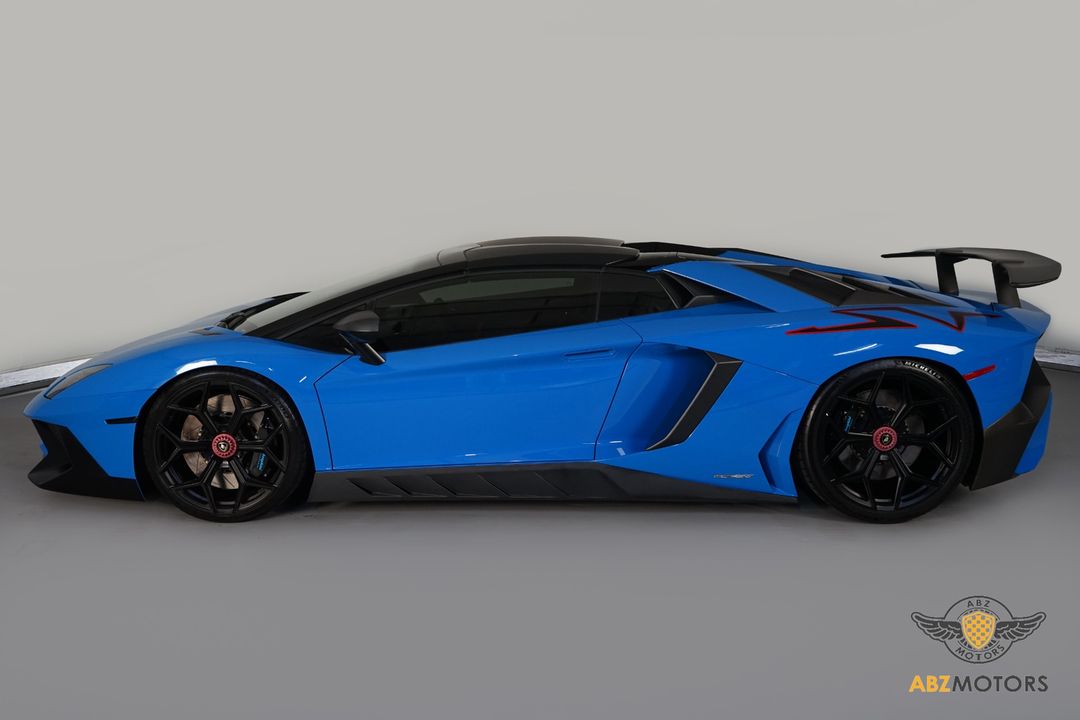 2017 Lamborghini Aventador