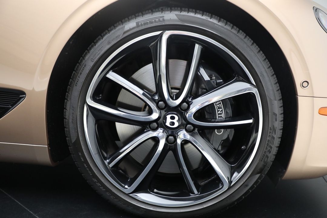 2022 Bentley Continental
