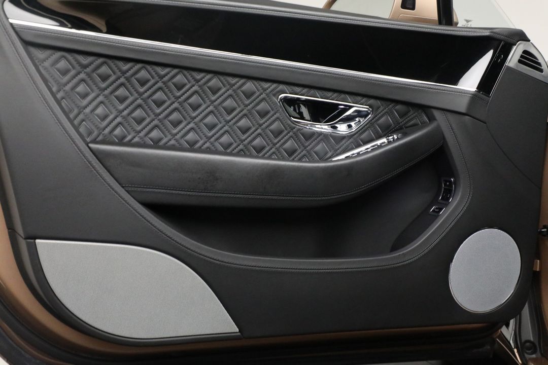 2022 Bentley Continental