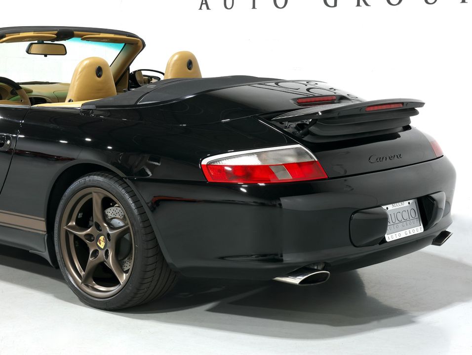 2003 Porsche 911 Carrera