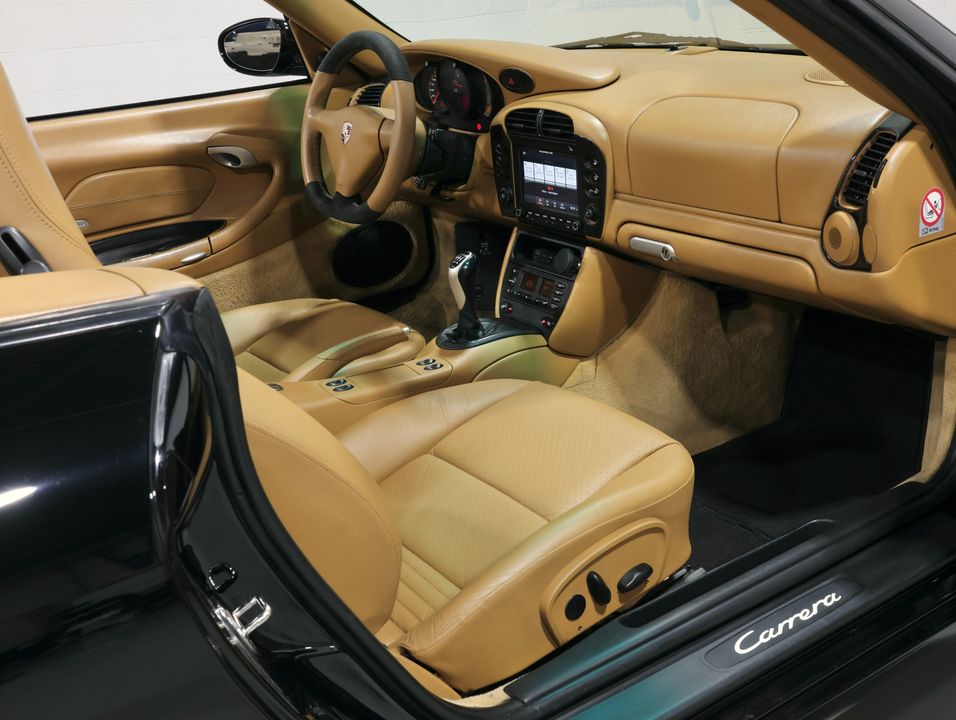 2003 Porsche 911 Carrera