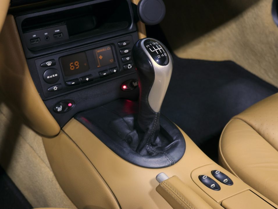 2003 Porsche 911 Carrera