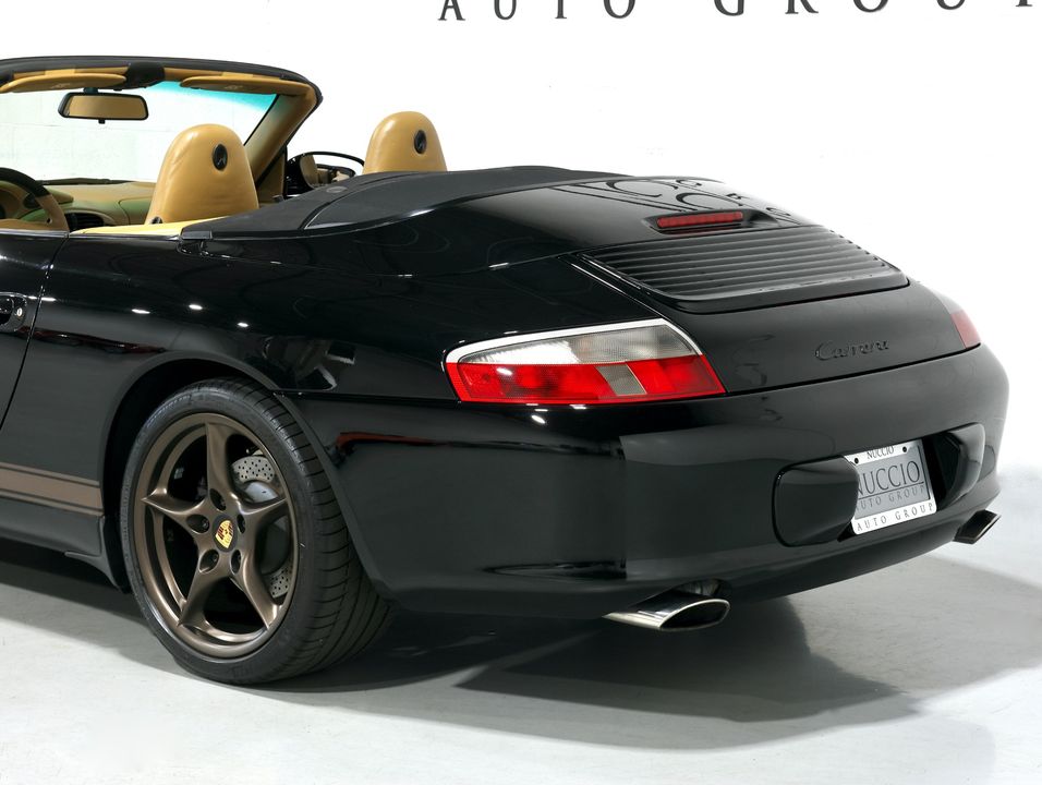 2003 Porsche 911 Carrera