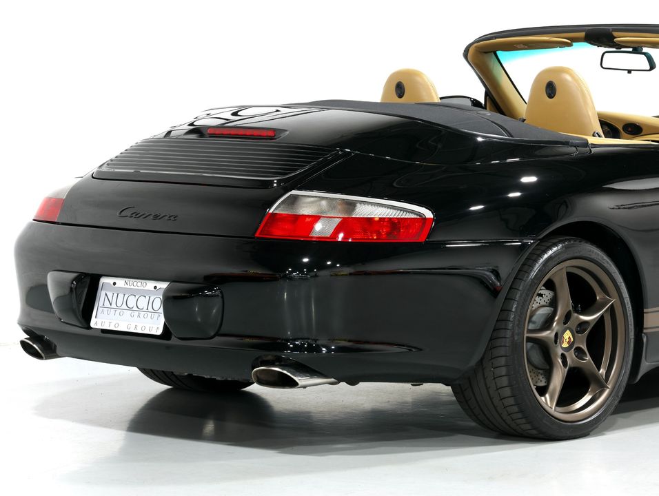2003 Porsche 911 Carrera