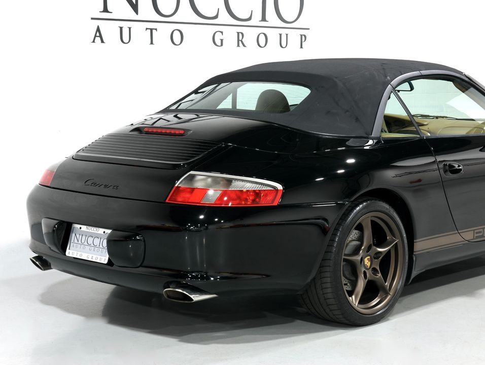 2003 Porsche 911 Carrera