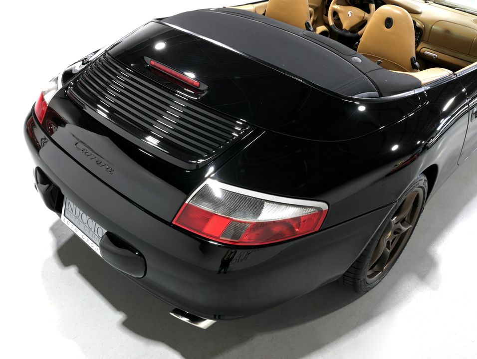2003 Porsche 911 Carrera