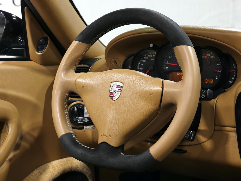 2003 Porsche 911 Carrera