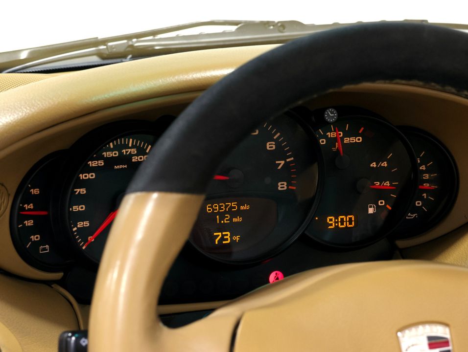 2003 Porsche 911 Carrera