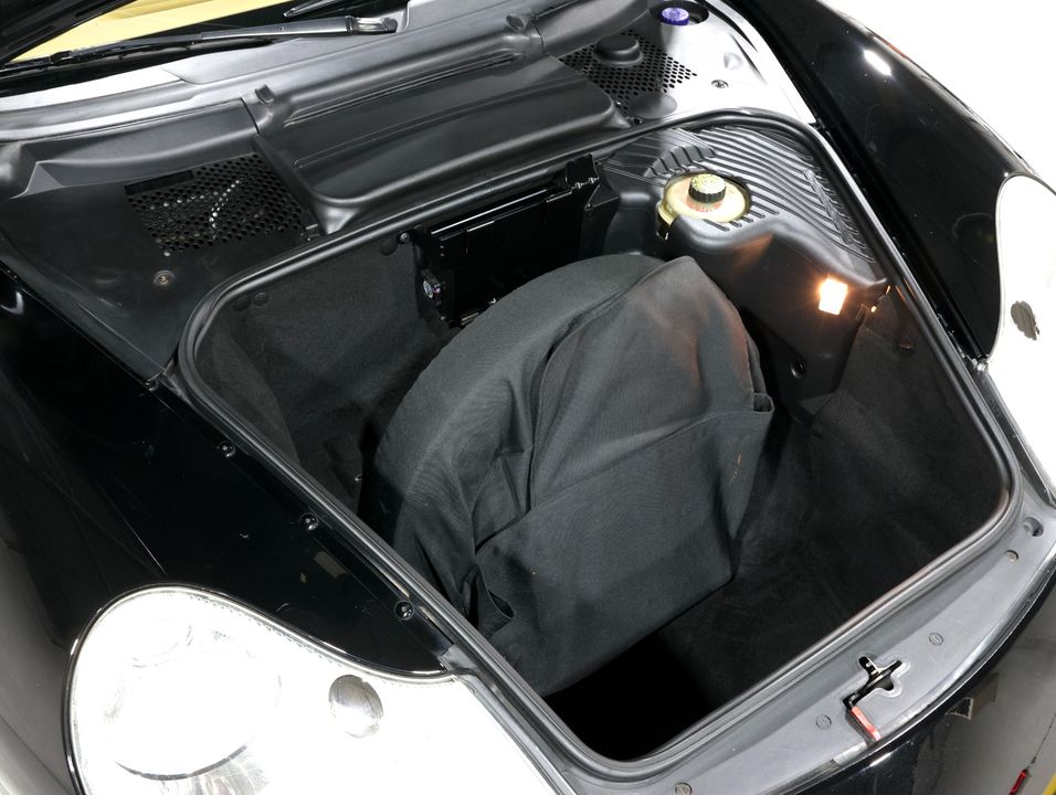 2003 Porsche 911 Carrera