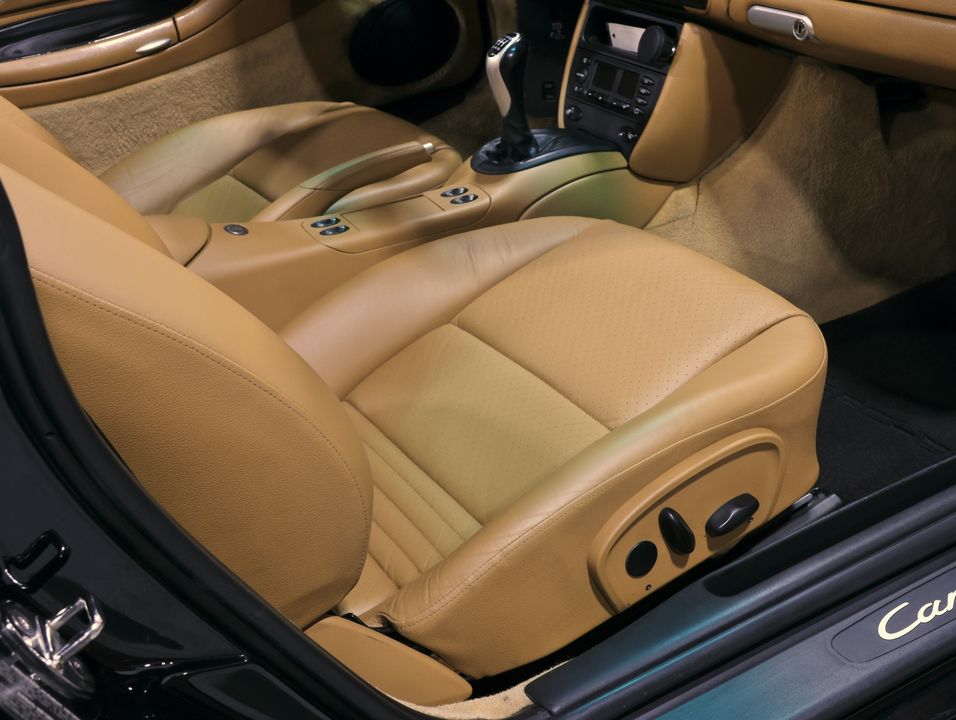2003 Porsche 911 Carrera