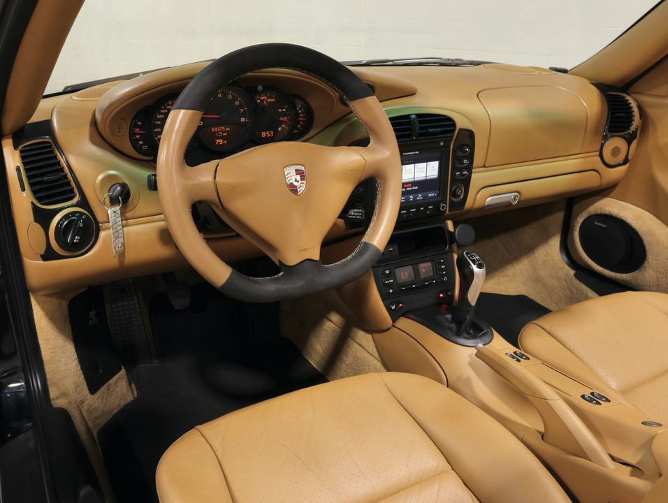 2003 Porsche 911 Carrera