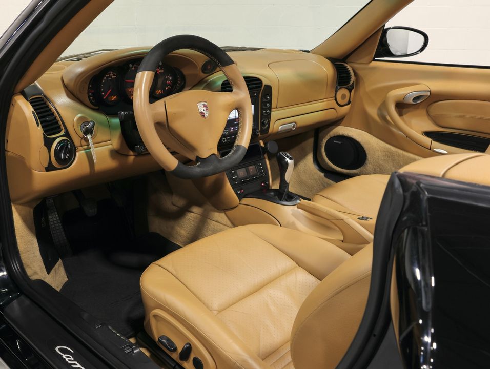 2003 Porsche 911 Carrera