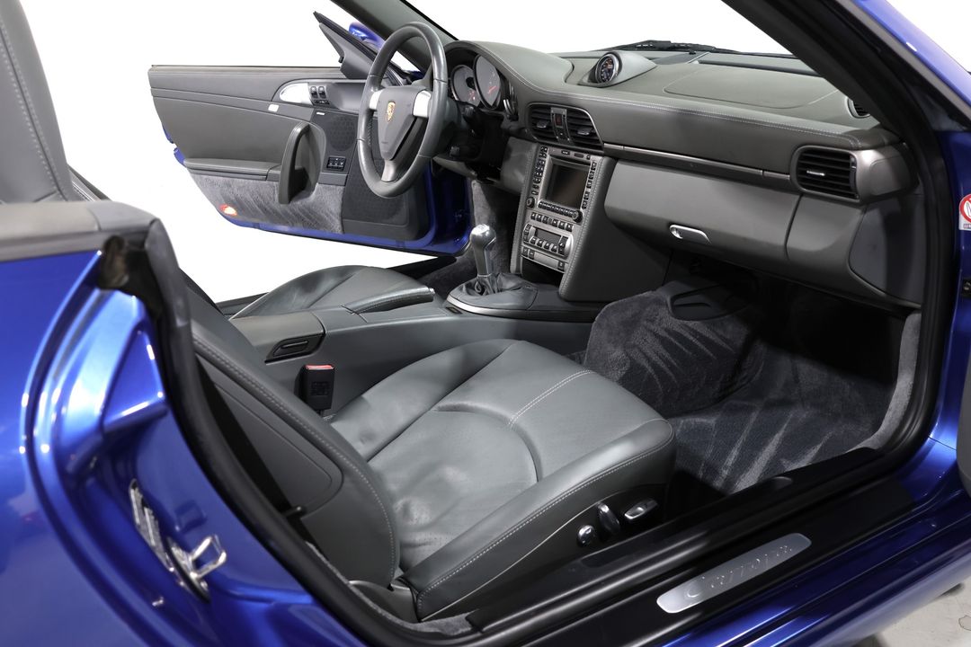 2006 Porsche 911 Carrera