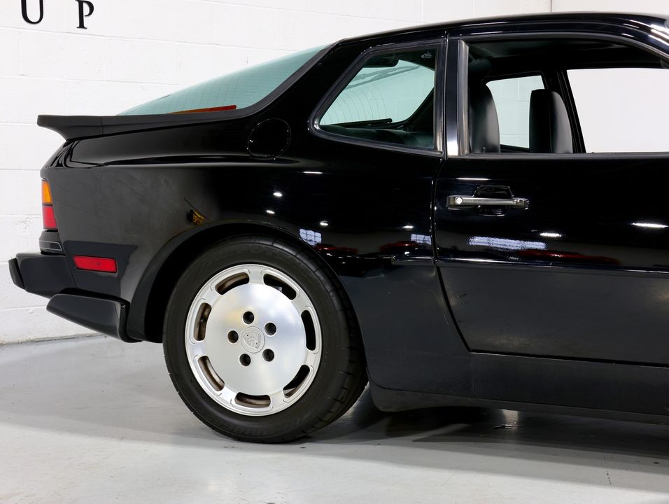 1988 Porsche 944 Turbo Coupe